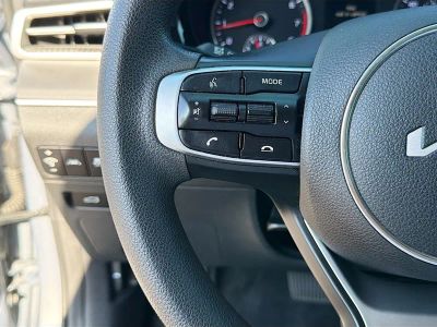 2022 Kia K5 — photo 34 view