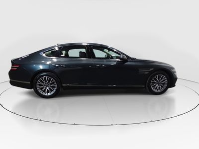 2023 Genesis G80 — photo 8 view