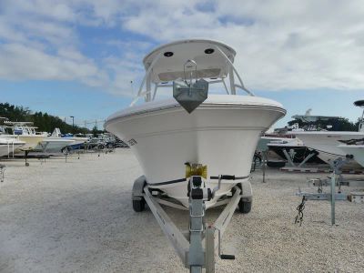 2024 Sea Fox 228 Traveler — rear three-quarter view