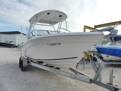 2024 Sea Fox 228 Traveler — front three-quarter view