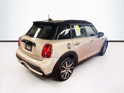 2024 MINI HARDTOP 4 DOOR — detail view