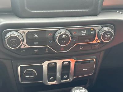 2019 Jeep Wrangler - Photo 14