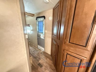 2017 Forest River RV Wildwood - Photo 13