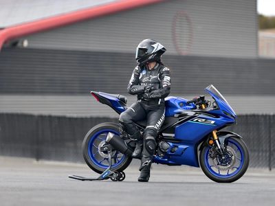 2026 Yamaha YZF-R3 - Photo 20