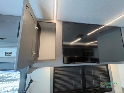 2026 Coachmen RV Mirada - Photo 27