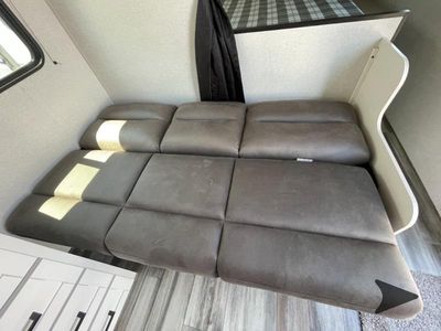 2026 Jayco Jay Flight SLX - Photo 9
