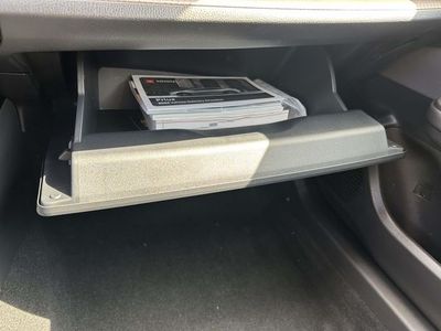 2024 Toyota Prius - Photo 41