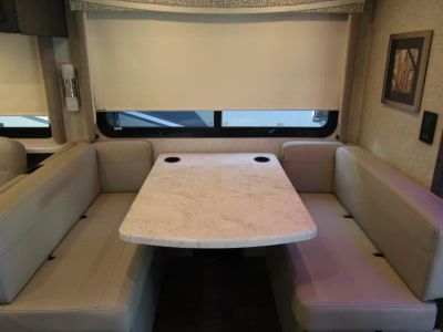 2023 Thor Motor Coach PASADENA - Photo 14