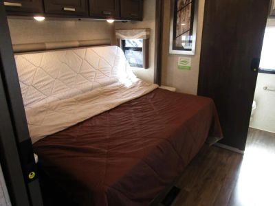 2023 Thor Motor Coach PASADENA - Photo 17