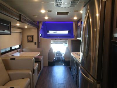 2023 Thor Motor Coach PASADENA - Photo 3