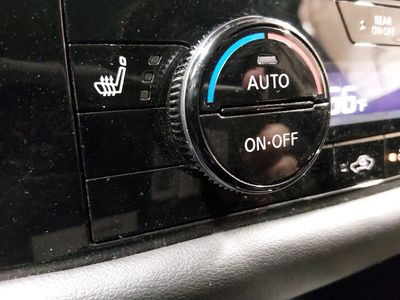2025 Nissan Pathfinder - Photo 18