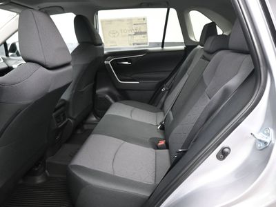 2025 Toyota RAV4 XLE SUV — photo 14 view