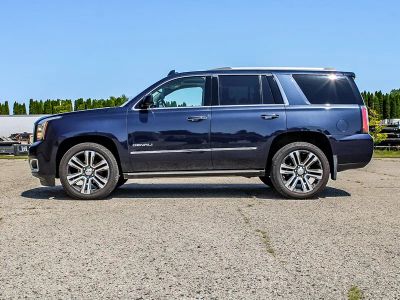 2018 GMC Yukon — interior view
