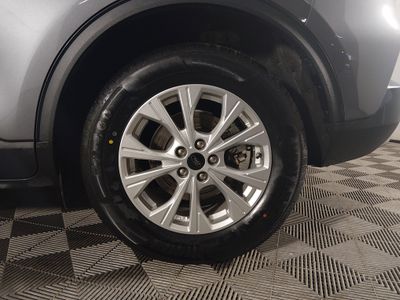 2024 Ford Escape — photo 10 view