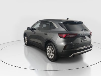 2024 Ford Escape — detail view