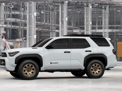 2026 Toyota 4Runner i-FORCE MAX - Photo 5