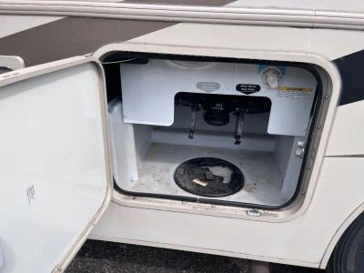 2015 Winnebago Vista - Photo 43