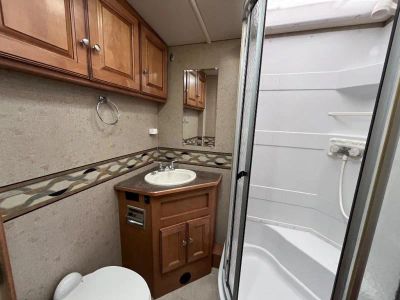 2015 Winnebago Vista - Photo 29