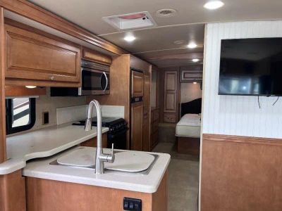 2015 Winnebago Vista - Photo 14