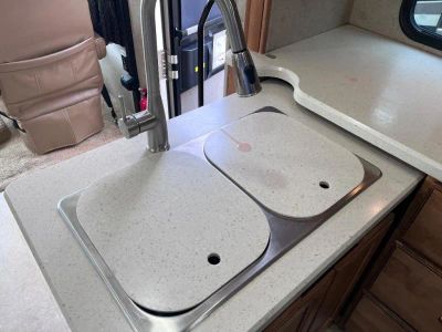 2015 Winnebago Vista - Photo 19