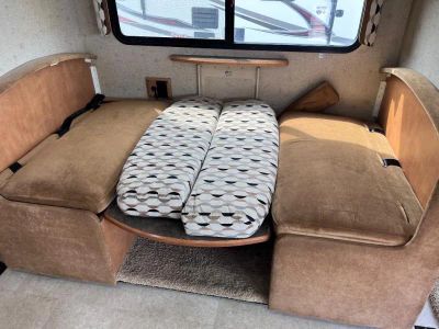2015 Winnebago Vista - Photo 18