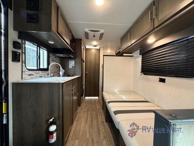2020 Coachmen RV Clipper Ultra-Lite - Photo 11