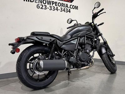 2025 Kawasaki Eliminator — engine compartment view