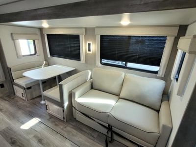 2026 Coachmen Catalina Legacy 343BHTS (2 Queen Beds) - Photo 8