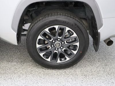 2024 Toyota Tundra 4WD - Photo 10