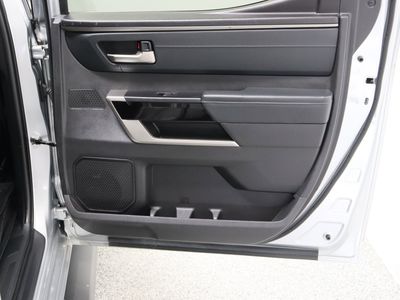 2024 Toyota Tundra 4WD - Photo 36