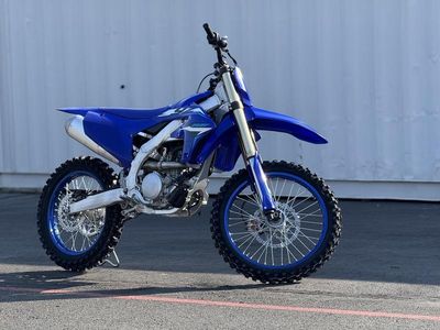 2026 Yamaha YZ250F Team Yamaha Blue in BLUE — front three-quarter view