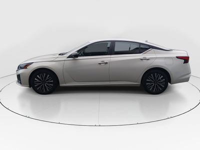 2025 Nissan Altima - Photo 4