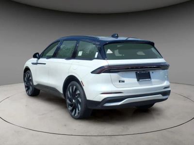 2026 Lincoln Nautilus — rear three-quarter view