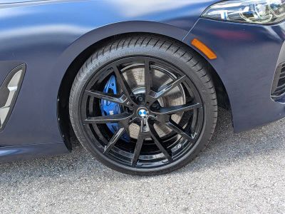 2023 BMW 8 Series — photo 11 view