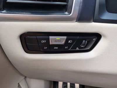 2023 BMW 8 Series — photo 21 view