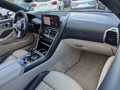 2023 BMW 8 Series — photo 15 view