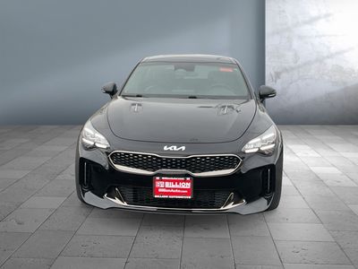 2023 Kia Stinger - Photo 2