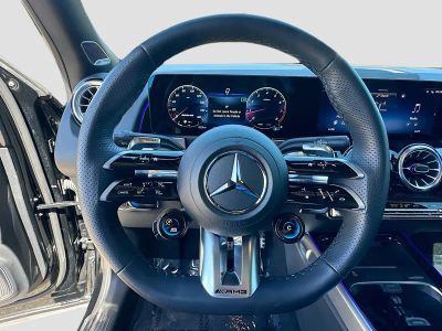 2025 Mercedes-Benz GLB — photo 11 view
