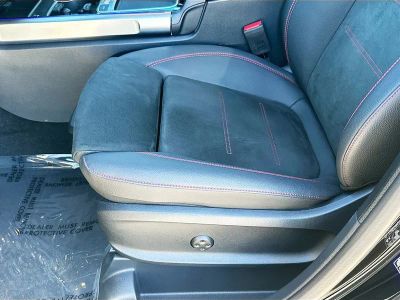 2025 Mercedes-Benz GLB — photo 16 view