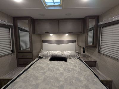 2024 Thor Motor Coach Four Winds — photo 9 view