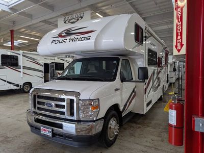2024 Thor Motor Coach Four Winds — photo 19 view