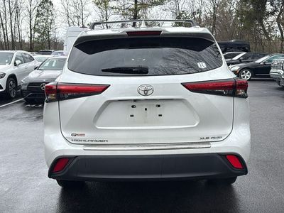 2023 Toyota Highlander - Photo 4