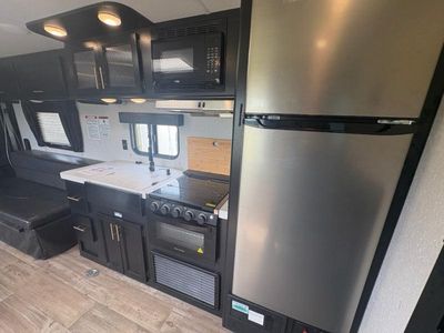 2022 Forest River RV Cherokee Grey Wolf - Photo 10