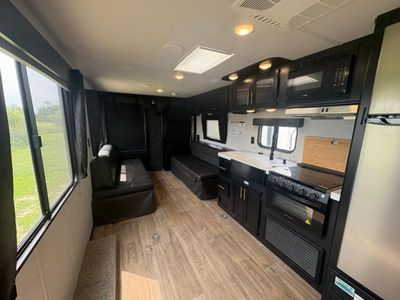 2022 Forest River RV Cherokee Grey Wolf - Photo 7