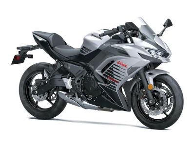 2026 Kawasaki Ninja® 650 ABS — front three-quarter view