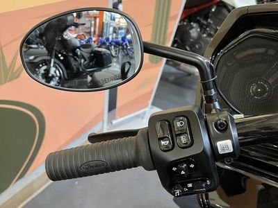 2026 Indian Motorcycle Challenger Dark Horse 112 Black Smoke - Photo 8