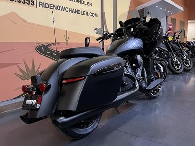 2026 Indian Motorcycle Challenger Dark Horse 112 Black Smoke - Photo 3