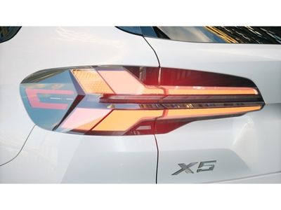 2026 BMW X5 xDrive50e - Photo 8