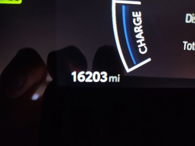 2025 Toyota Camry - Photo 28
