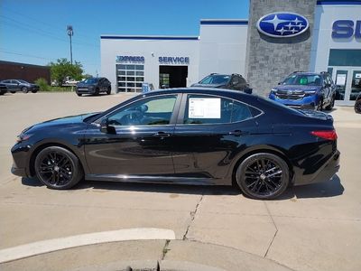 2025 Toyota Camry - Photo 10